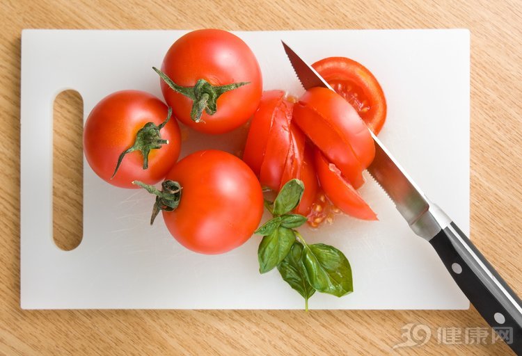 西紅柿營養雖好，3個講究沒幾個人知道！你吃錯了嗎？